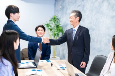 社会人が自己成長を実感した瞬間とは？