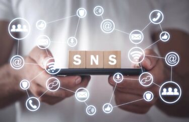 大学生が使うべきおすすめSNS｜利用する際の注意点も解説